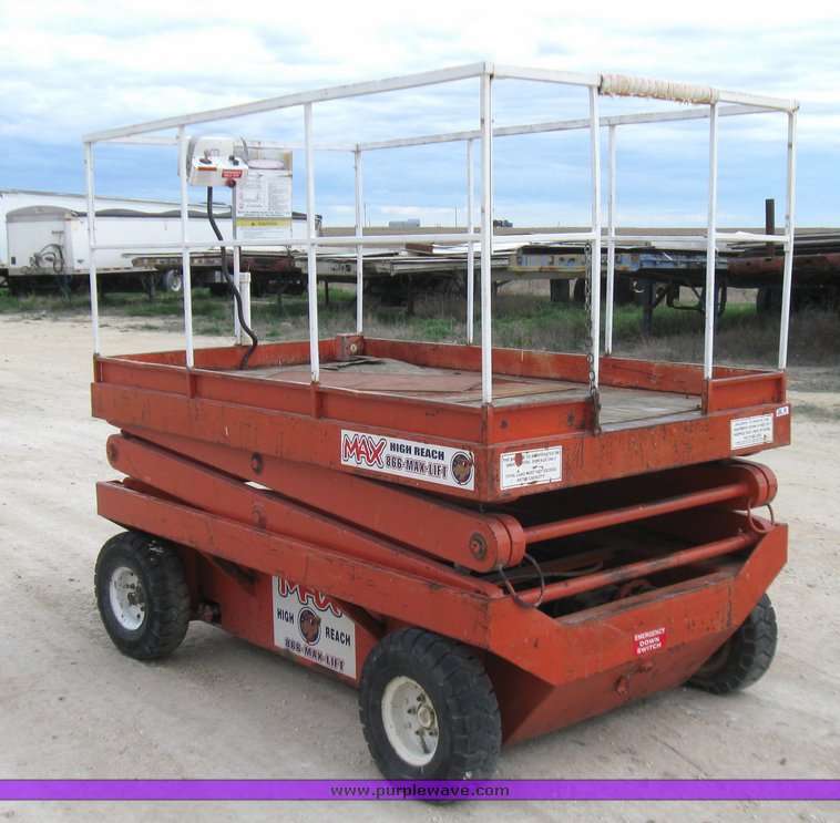 image for item 7004 Get Smart Scaffold 15 electric scissor lift