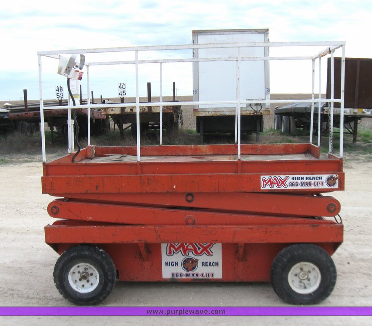 image for item 7004 Get Smart Scaffold 15 electric scissor lift