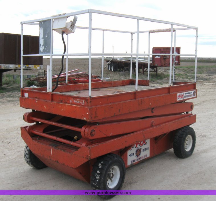 image for item 7004 Get Smart Scaffold 15 electric scissor lift