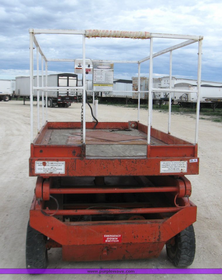 image for item 7004 Get Smart Scaffold 15 electric scissor lift