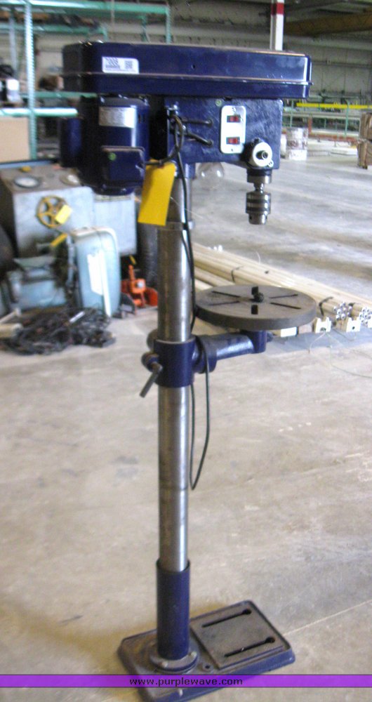 King 16 speed drill press in Stockton 