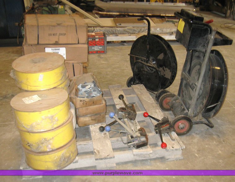 image for item 7023 Banding equipment
