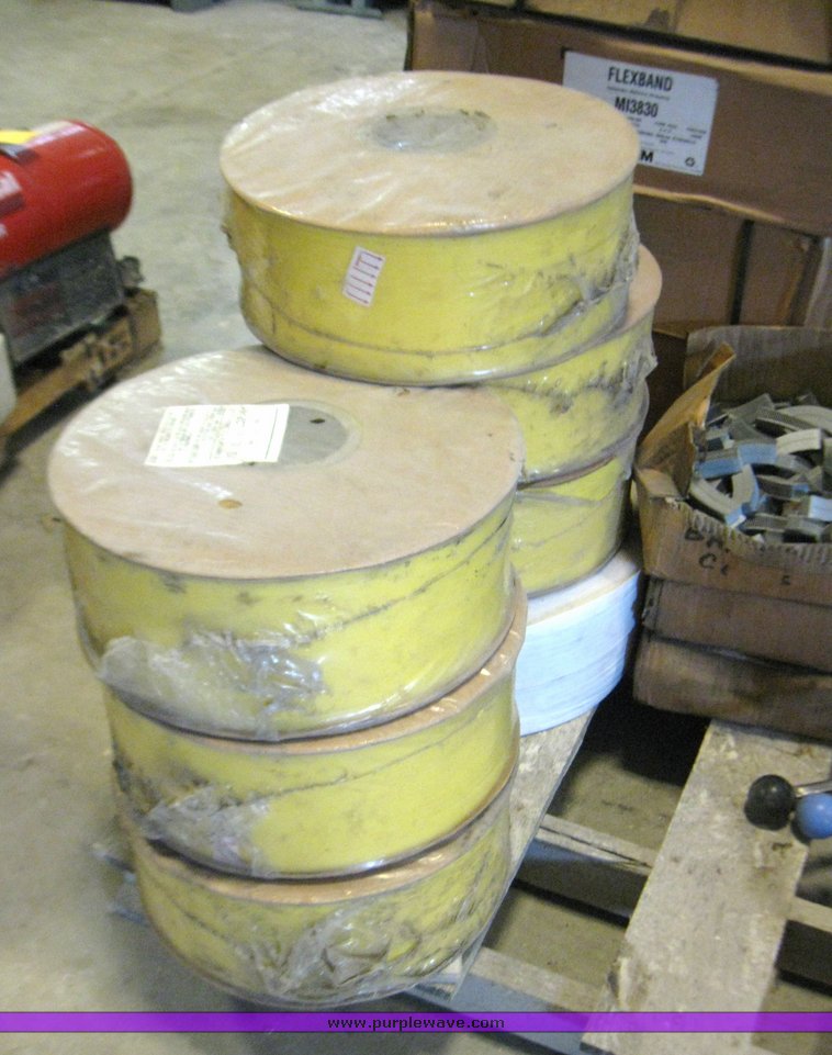 image for item 7023 Banding equipment