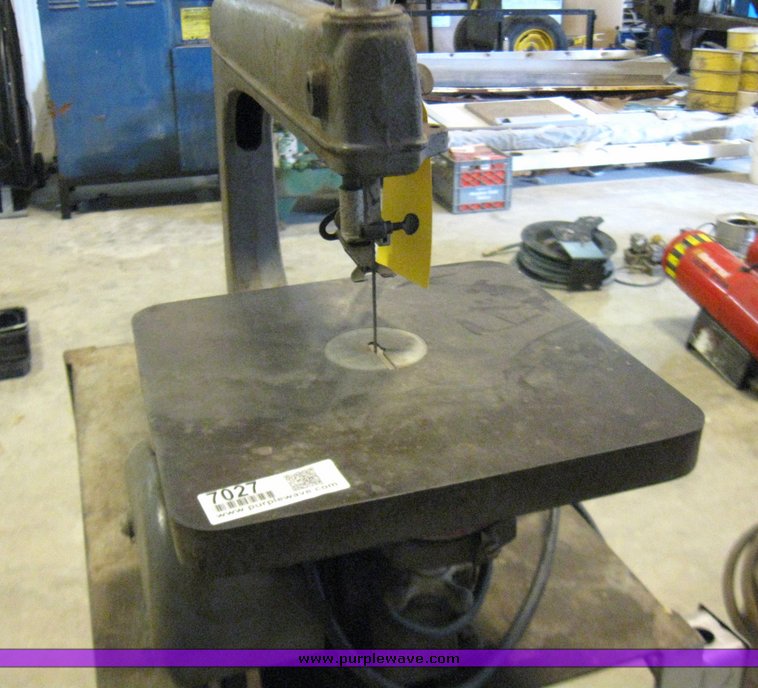 Homecraft scroll saw in Stockton, KS Item 7027 sold Purple Wave