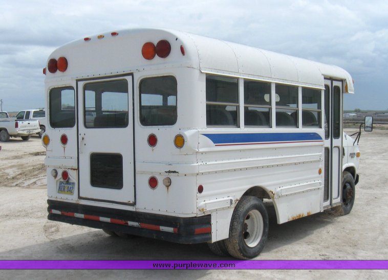 image for item 7041 1983 Chevrolet 30 16 passenger bus