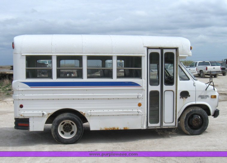image for item 7041 1983 Chevrolet 30 16 passenger bus