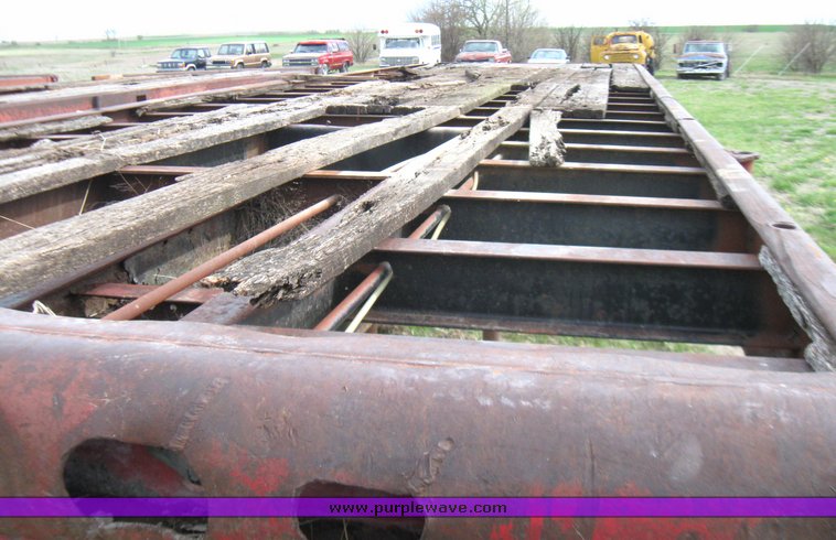 image for item 7043 Tandem axle float trailer