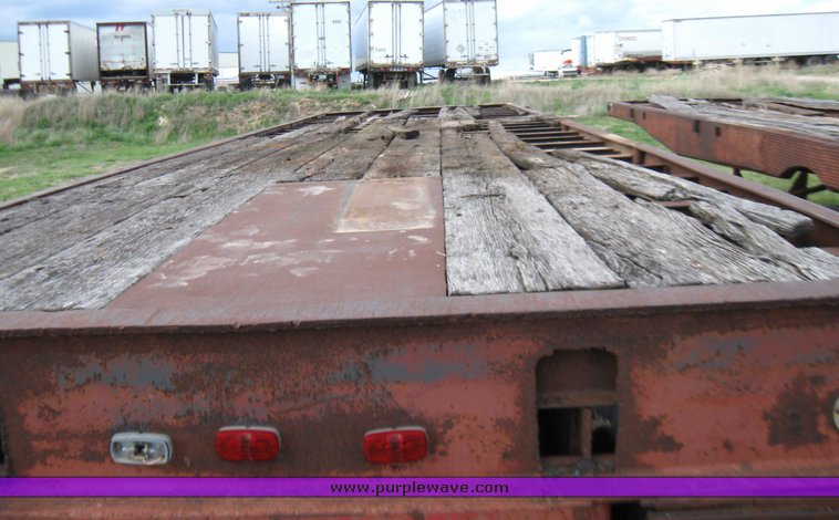 image for item 7043 Tandem axle float trailer