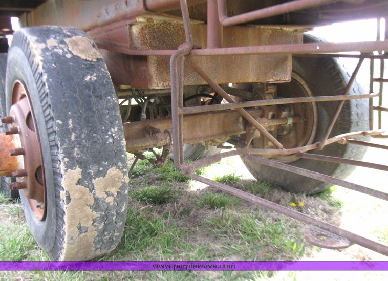 image for item 7043 Tandem axle float trailer