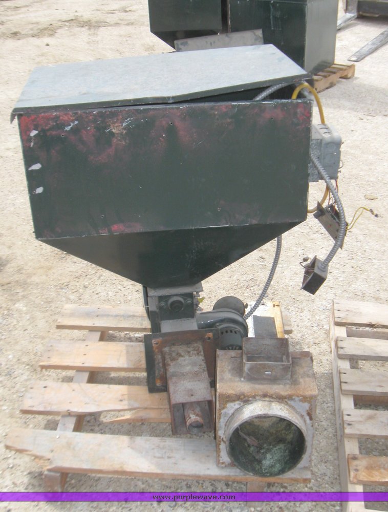 image for item 7137 Traeger pellet stove