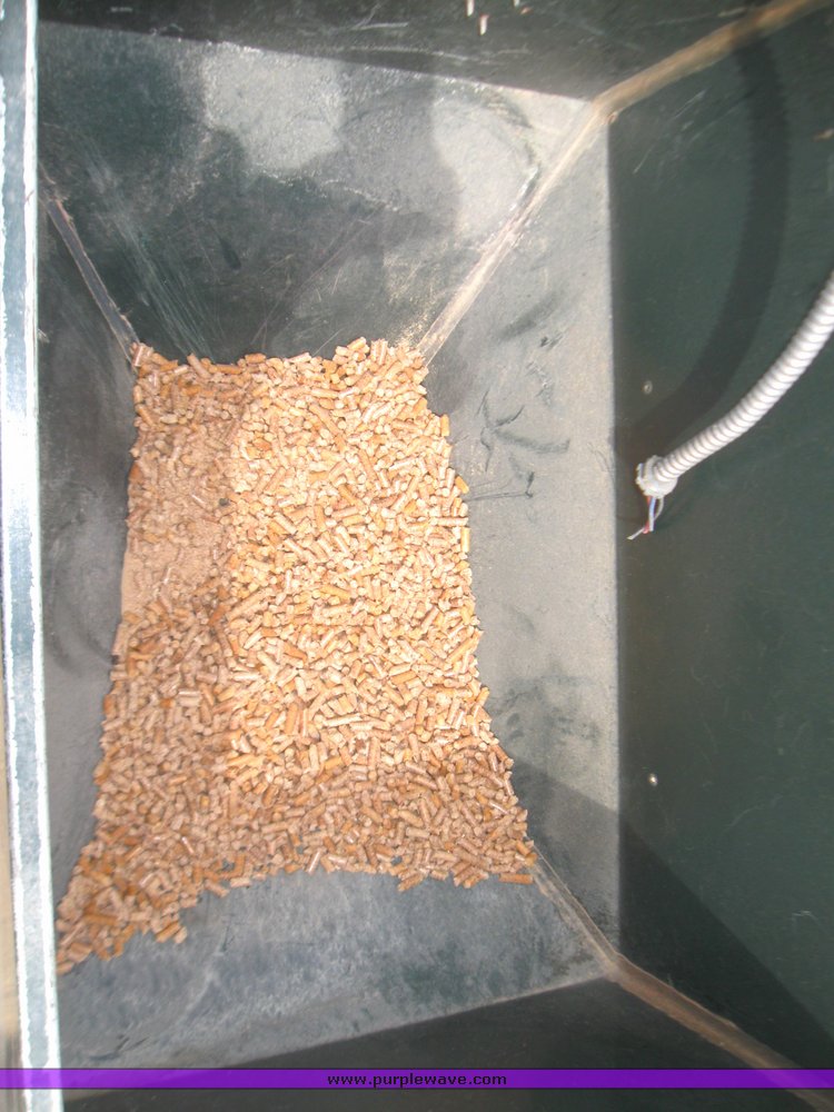 image for item 7137 Traeger pellet stove