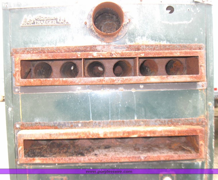 image for item 7137 Traeger pellet stove