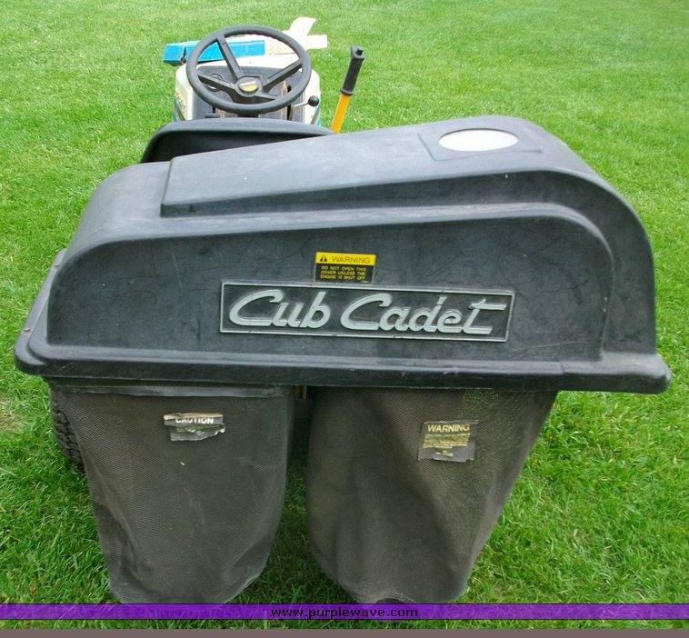 image for item 1251 Cub Cadet 1330 lawn mower