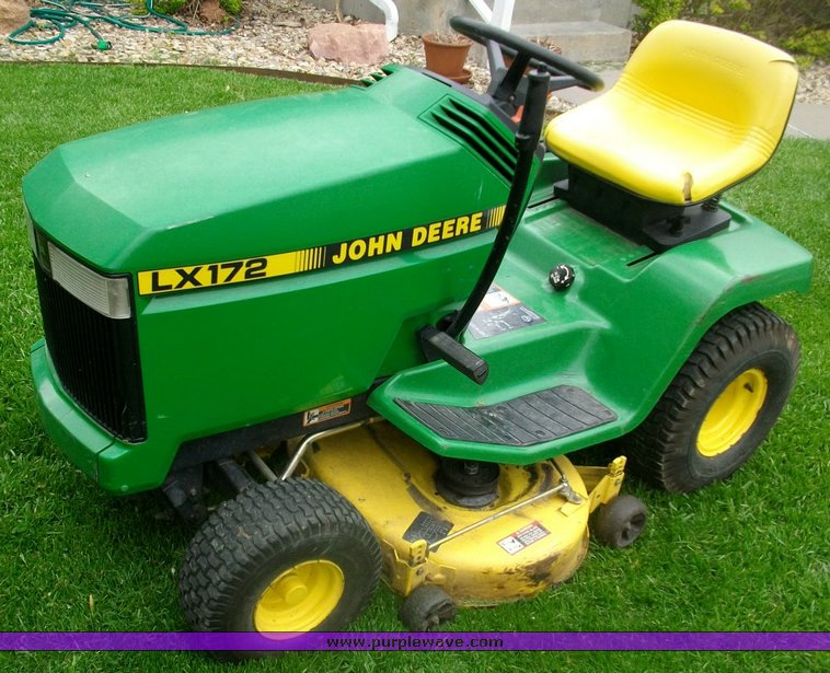 image for item 1257 John Deere LX 172 lawn mower