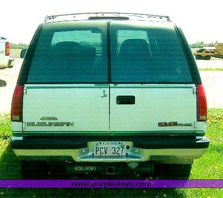 image for item 1302 1994 GMC K1500 Suburban