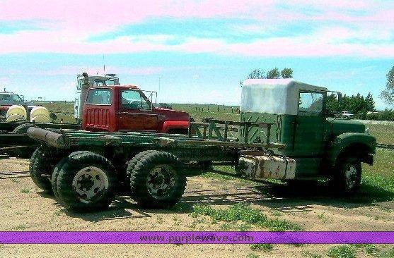 image for item 1304 1952 Reo 2.5J 6X6