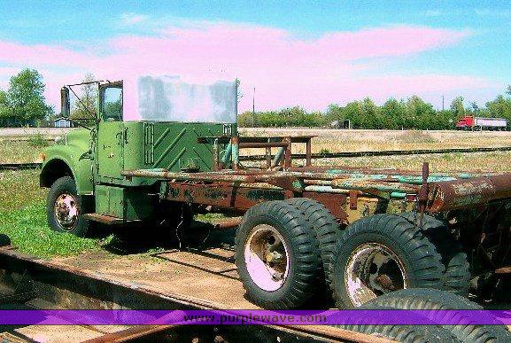 image for item 1304 1952 Reo 2.5J 6X6