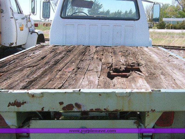 image for item 1306 1981 Ford Medium Heavy F700