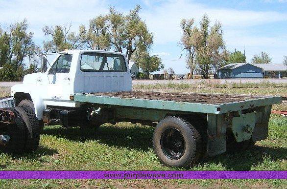 image for item 1306 1981 Ford Medium Heavy F700