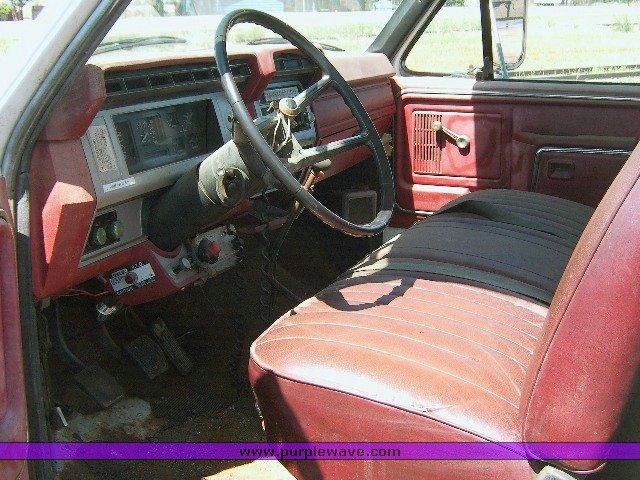 image for item 1306 1981 Ford Medium Heavy F700