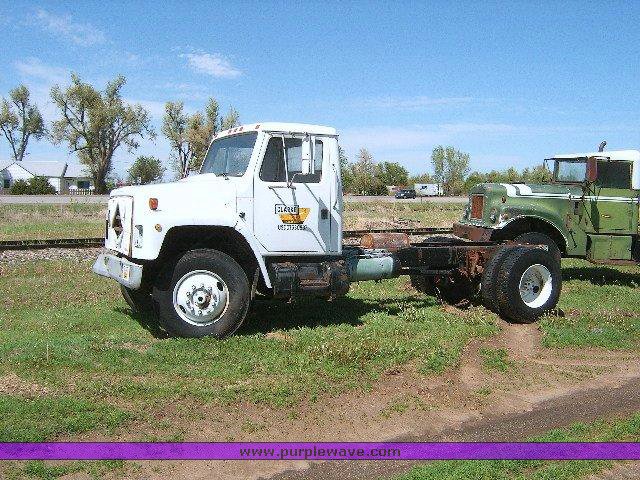 image for item 1310 1986 International Series S1955