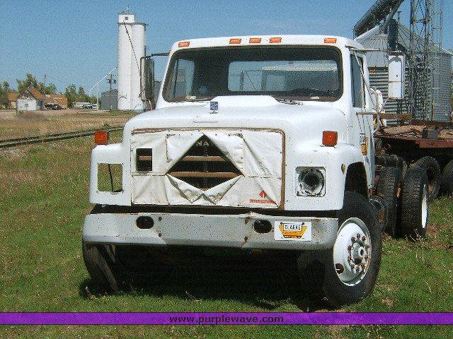 image for item 1310 1986 International Series S1955