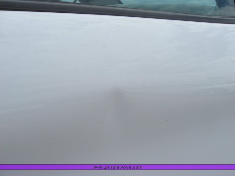 image for item 2154 2004 Ford Taurus SE