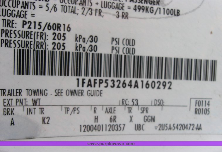 image for item 2154 2004 Ford Taurus SE