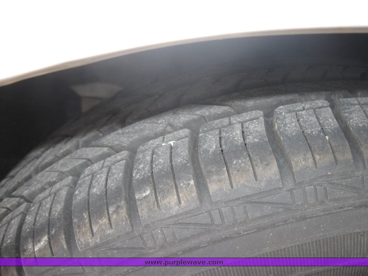 image for item 2155 2003 Ford Taurus SE