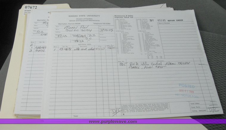 image for item 2155 2003 Ford Taurus SE