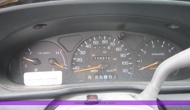 image for item 2156 1997 Ford Taurus GL