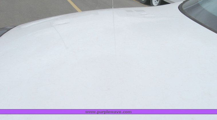 image for item 2156 1997 Ford Taurus GL