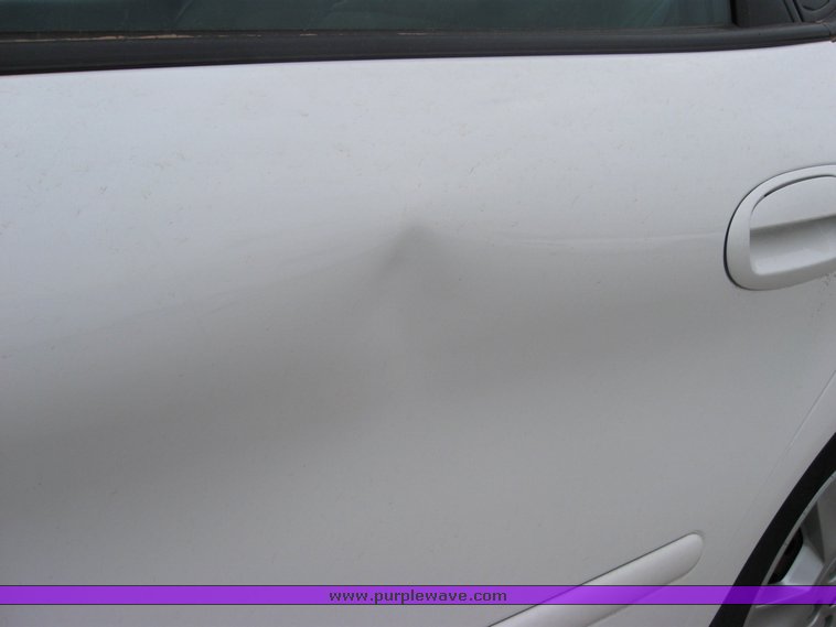 image for item 2159 2004 Ford Taurus SE