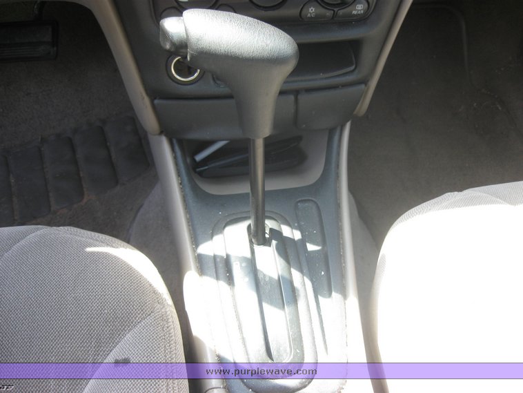 image for item 2257 2004 Chevrolet Malibu