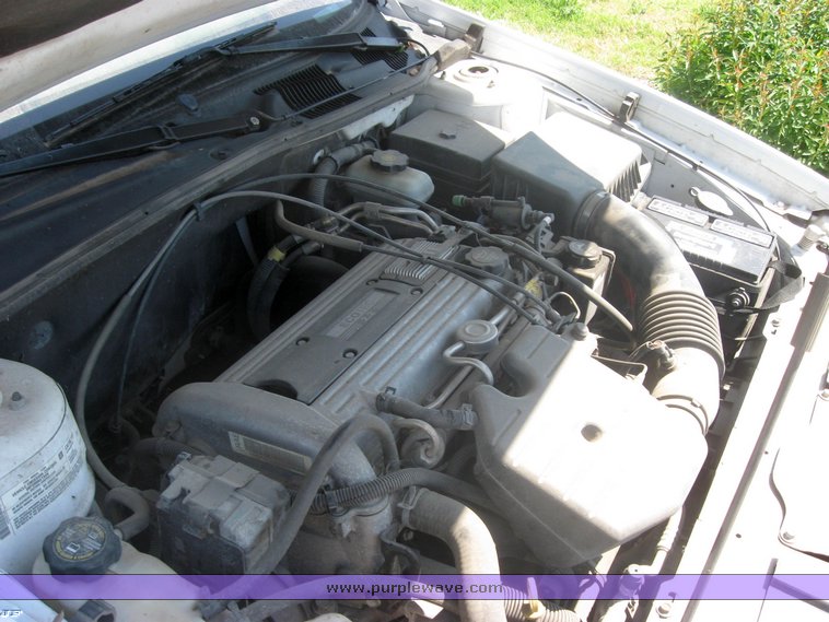 image for item 2257 2004 Chevrolet Malibu