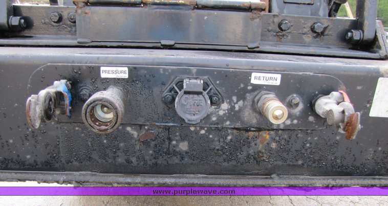 image for item 3107 2004 Trail King equipment trailer