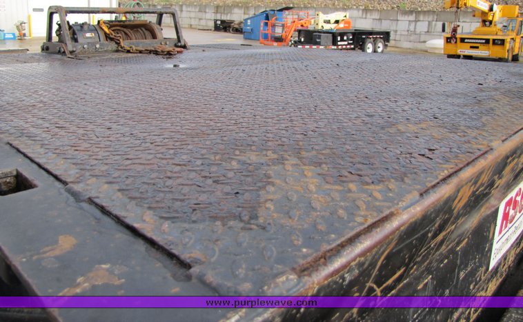 image for item 3107 2004 Trail King equipment trailer