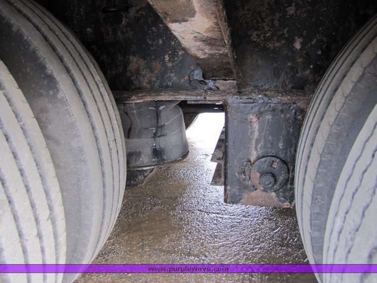 image for item 3107 2004 Trail King equipment trailer