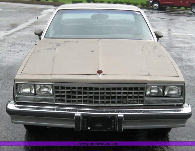image for item 3752 1983 Chevrolet El Camino