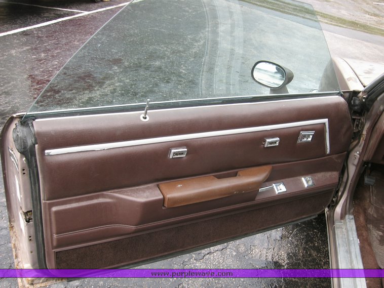 image for item 3752 1983 Chevrolet El Camino