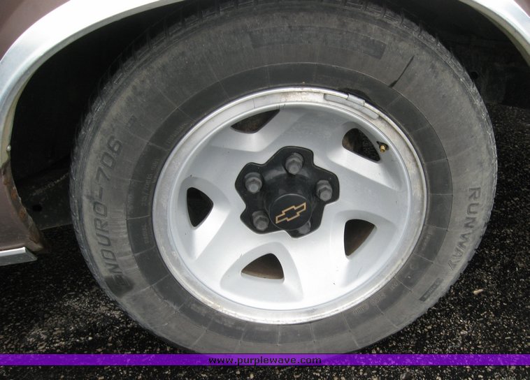 image for item 3752 1983 Chevrolet El Camino