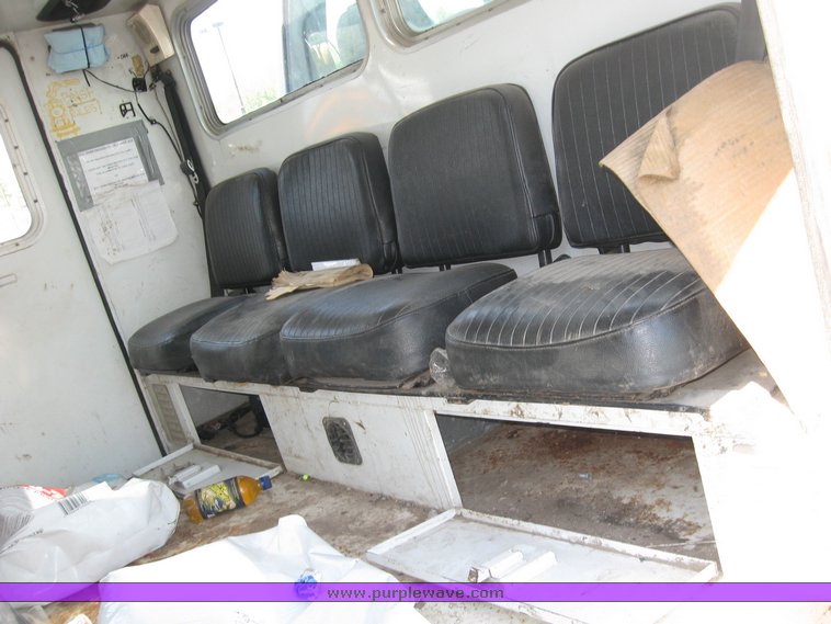 image for item 3754 1994 GMC Topkick C7H042 crane truck