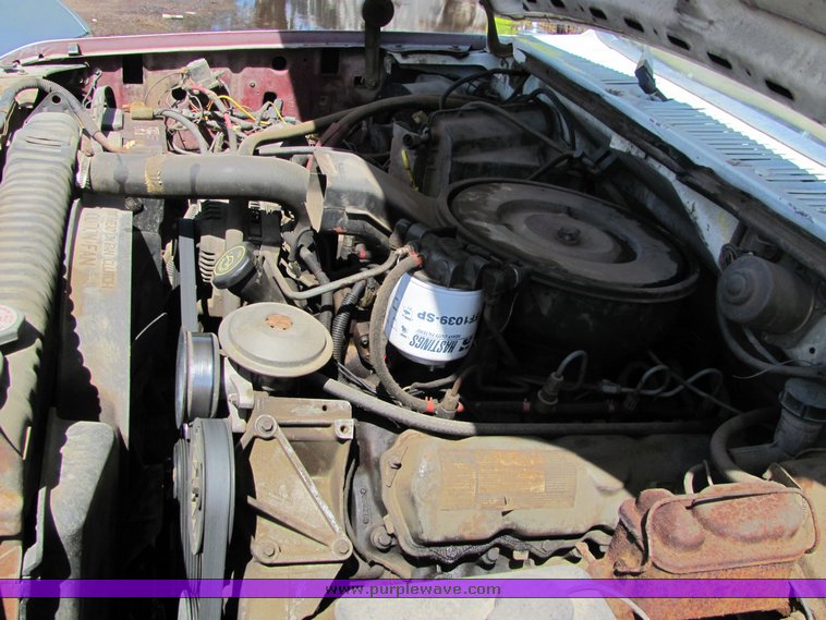 image for item 4251 1984 Ford F350 pickup