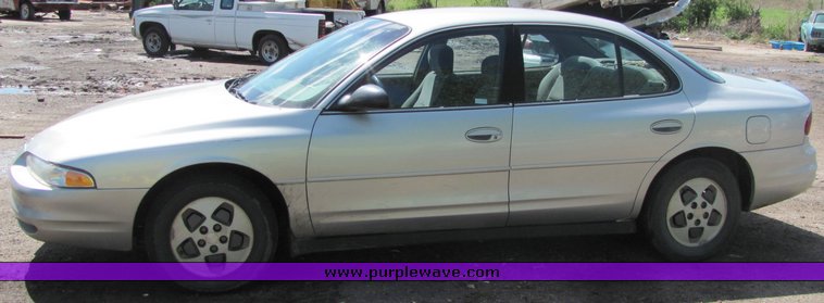 image for item 4252 2001 Oldsmobile Intrigue GX