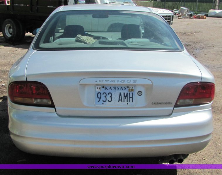 image for item 4252 2001 Oldsmobile Intrigue GX