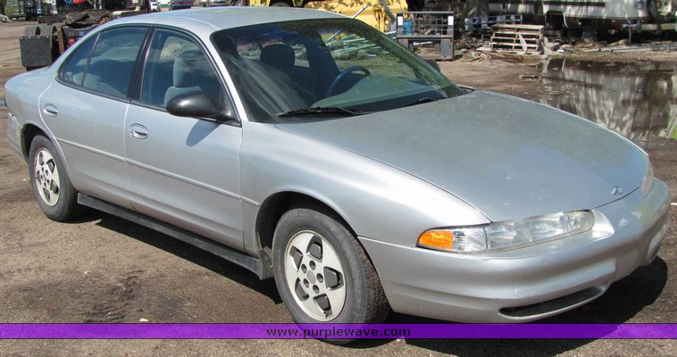 image for item 4252 2001 Oldsmobile Intrigue GX