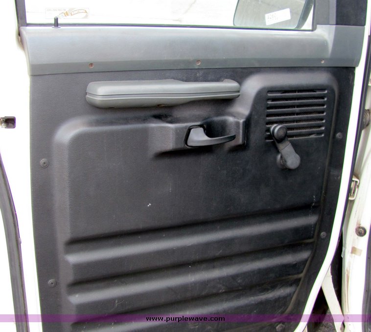 image for item 4260 1992 Ford Econoline 250