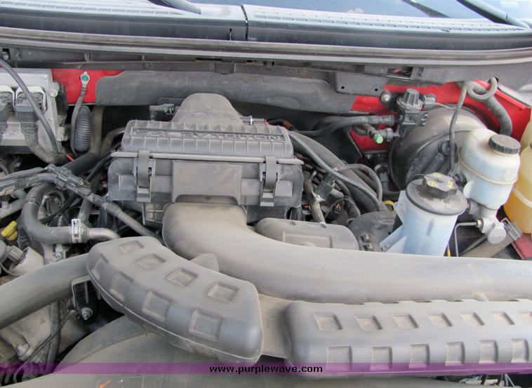 image for item 4262 2004 Ford Lariat extended cab pickup