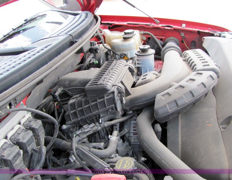 image for item 4262 2004 Ford Lariat extended cab pickup