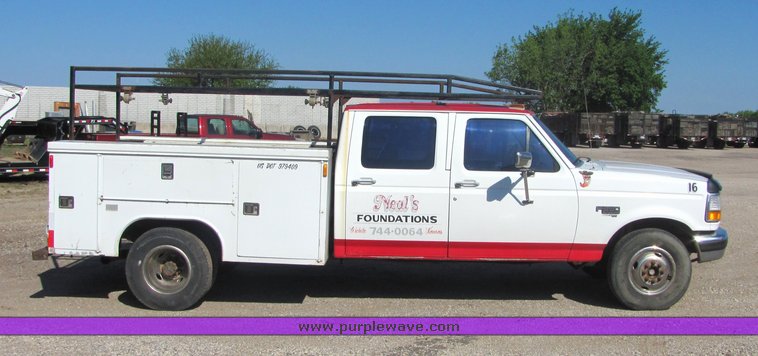 image for item 4664 1995 Ford F350 crew pickup